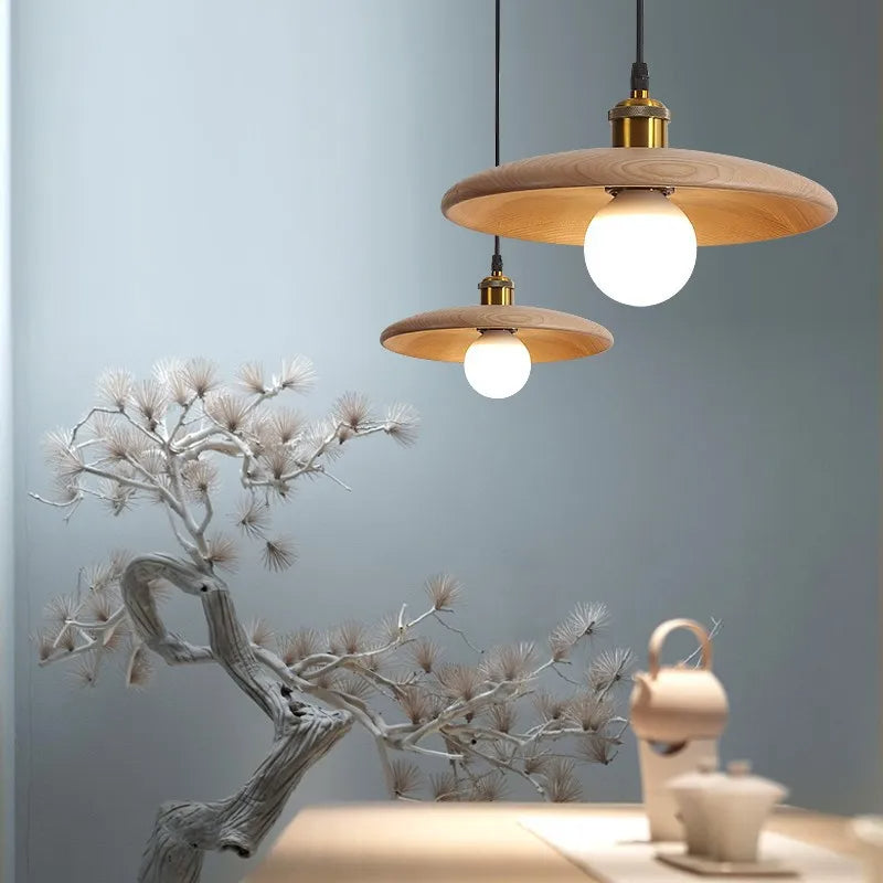 Suspension Luminaire Design Moderne et épuré